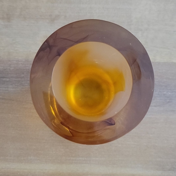 Amber Vase made of resin and fiberglass - Picture 7 of 11